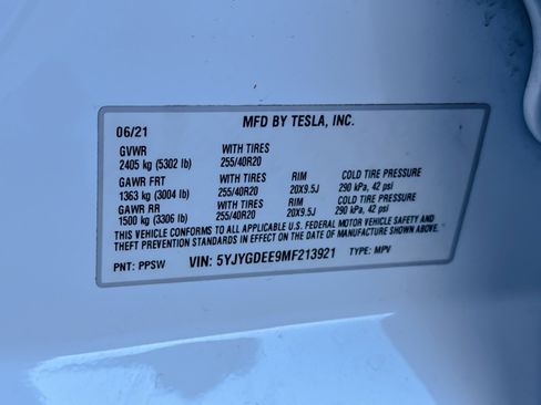 Used 2021 Tesla Model Y Long Range image 28