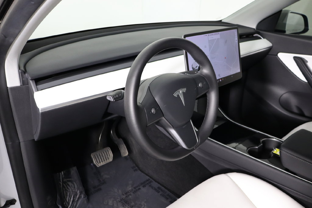 Used 2020 Tesla Model Y Long Range AWD/4WD image 23