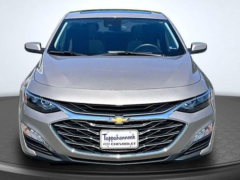 Used 2024 Chevrolet Malibu LT FWD image 2