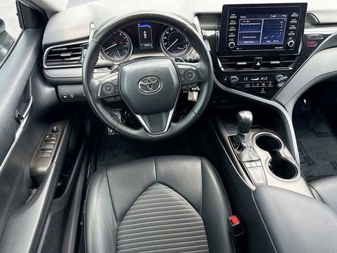 Used 2023 Toyota Camry SE FWD image 15