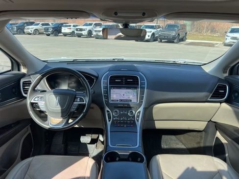 Used 2020 Lincoln Nautilus Reserve AWD/4WD image 21