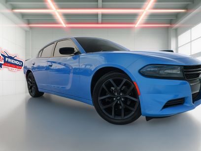 Used 2019 Dodge Charger SXT w/ Blacktop Package