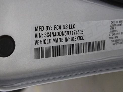 Used 2024 Jeep Compass Trailhawk AWD/4WD image 26