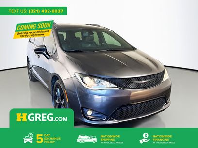 Used 2020 Chrysler Pacifica Touring-L w/ S Appearance Package