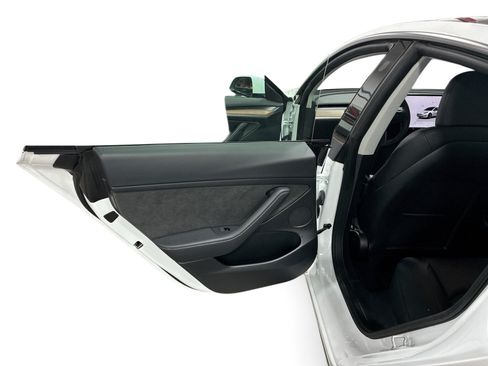 Certified 2023 Tesla Model 3 Standard Range RWD image 10