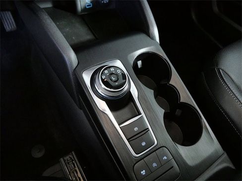 Certified 2022 Ford Escape Titanium w/ Class II Trailer Tow Package image 18