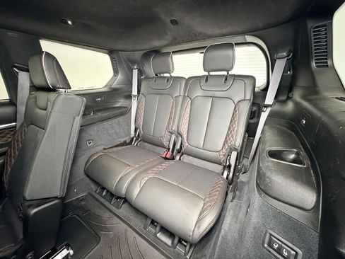 Used 2023 Jeep Grand Cherokee L Summit AWD/4WD image 9