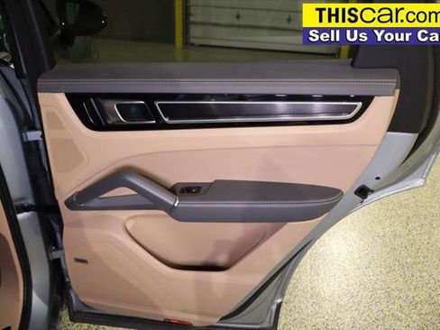 Used 2021 Porsche Cayenne GTS image 31