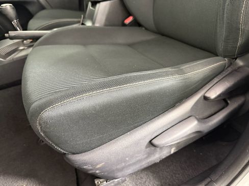 Used 2015 Toyota RAV4 XLE image 21