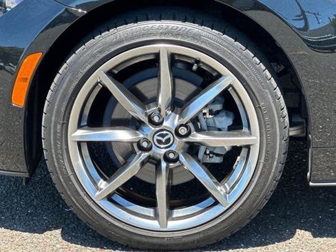 Used 2022 MAZDA MX-5 Miata RF Grand Touring RWD image 28