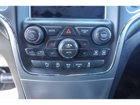 Used 2018 Jeep Grand Cherokee Altitude RWD image 17