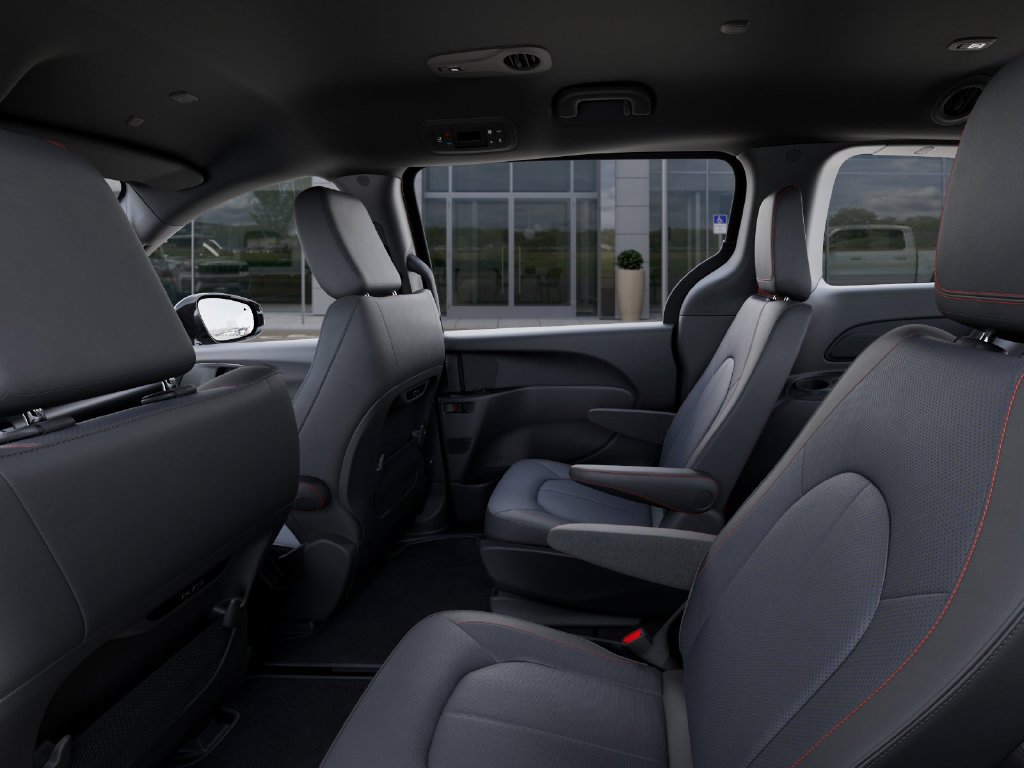 New 2027 Chrysler Pacifica Select AWD/4WD image 26
