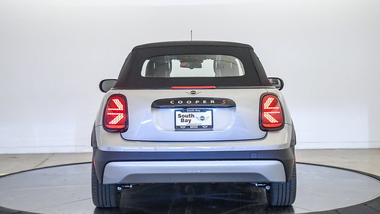 New 2026 MINI Cooper S FWD image 3