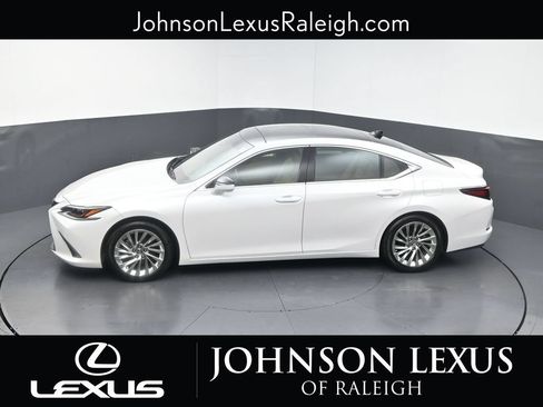 Used 2019 Lexus ES 350 Ultra Luxury w/ Accessory Package FWD image 30