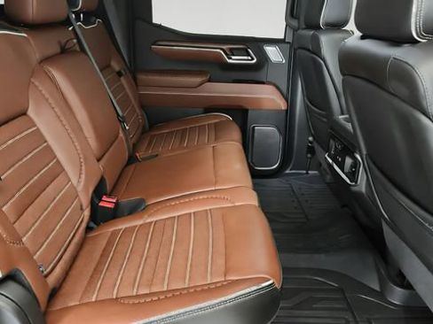Used 2024 GMC Sierra 1500 Denali Ultimate AWD/4WD image 23