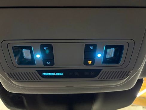 Used 2023 Ford Explorer XLT w/ Equipment Group 202A image 45