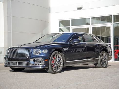 Certified 2023 Bentley Flying Spur W12 image 12