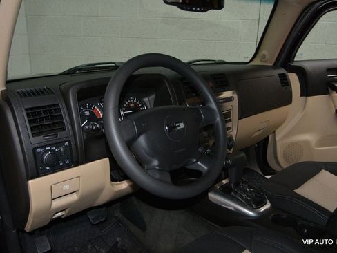 Used 2006 HUMMER H3 image 11