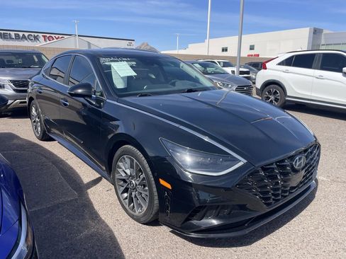 Used 2020 Hyundai Sonata Limited FWD image 2