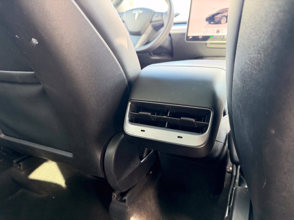 Used 2023 Tesla Model Y AWD image 15