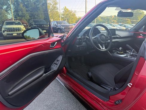 Used 2017 MAZDA MX-5 Miata RF Club w/ Brembo/BBS Package RWD image 27