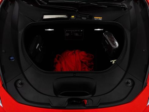 Used 2021 Ferrari F8 Tributo RWD image 30