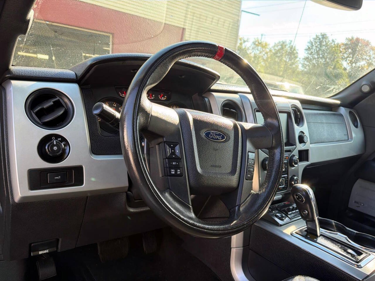 Used 2013 Ford F150 Raptor w/ Luxury Equipment Group AWD/4WD image 18
