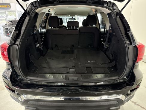 Used 2019 Nissan Pathfinder SV AWD/4WD image 27