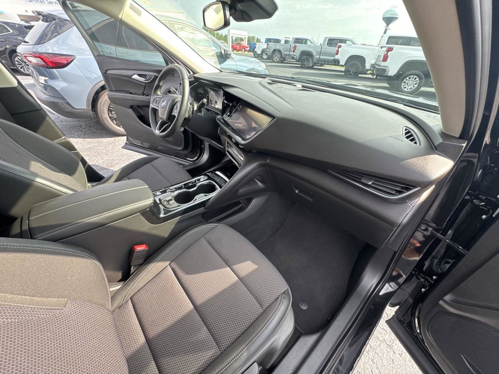 Used 2023 Buick Envision Preferred FWD image 17