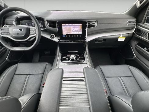 New 2025 Jeep Wagoneer Series II image 2