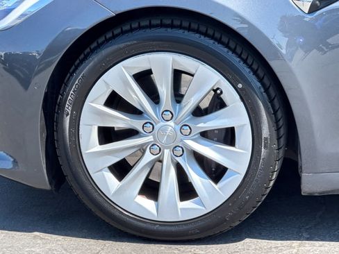 Used 2017 Tesla Model S 75 RWD image 28