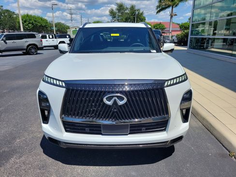 New 2026 INFINITI QX80 Autograph AWD/4WD image 2