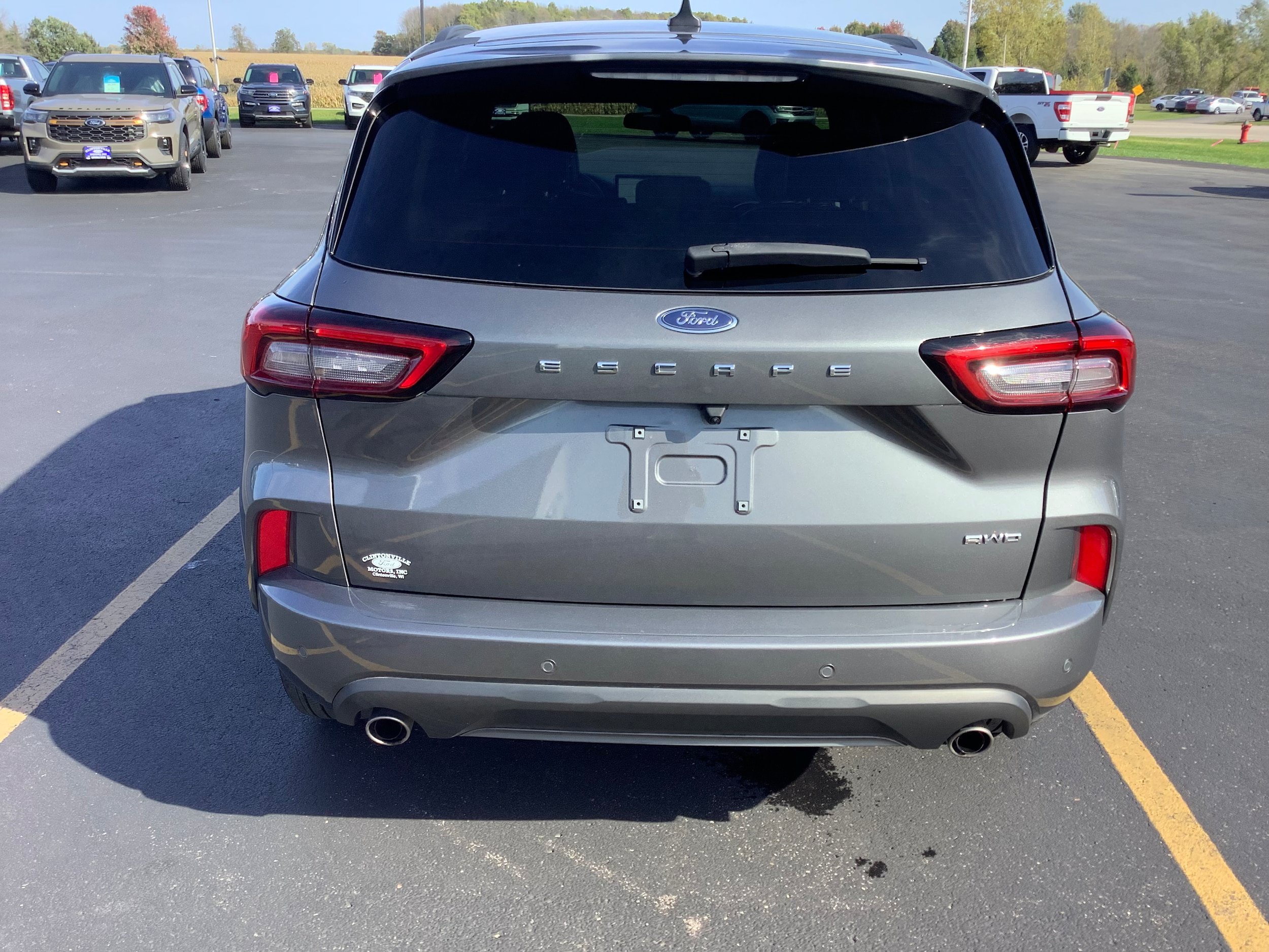 Certified 2024 Ford Escape ST-Line w/ Tech Pack #1 AWD/4WD image 4
