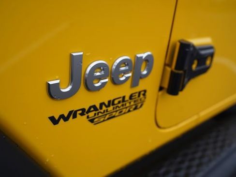 Used 2021 Jeep Wrangler Unlimited Sport S image 38