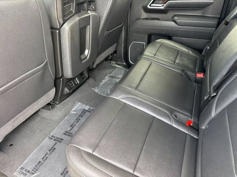 Used 2025 GMC Sierra 1500 SLT AWD/4WD image 14
