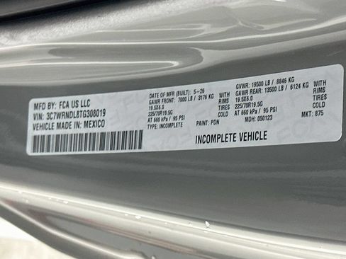 New 2026 RAM 5500 Tradesman w/ Chrome Appearance Group AWD/4WD image 17