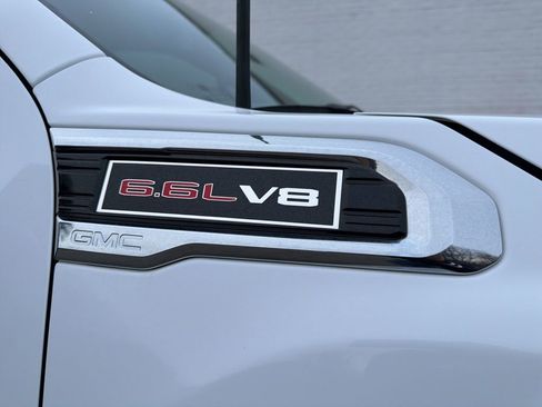 Used 2022 GMC Sierra 2500 Denali w/ Denali Ultimate Package image 10