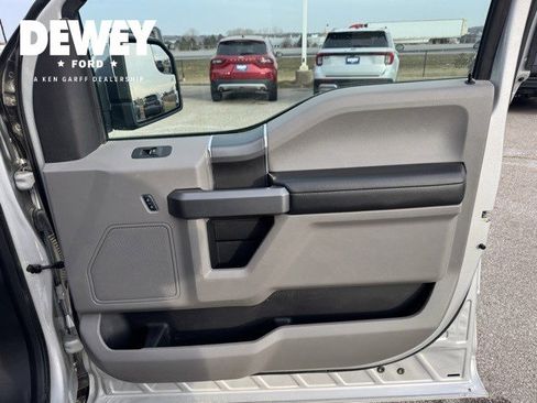 Used 2017 Ford F150 XLT w/ Equipment Group 302A Luxury image 31