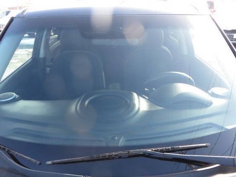 Used 2015 Kia Soul + FWD image 33