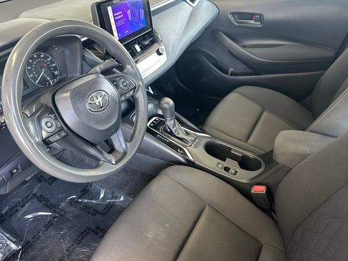 Used 2023 Toyota Corolla LE FWD image 9