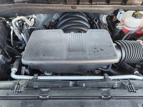 Used 2025 GMC Yukon XL AT4 w/ AT4 Premium Package image 35