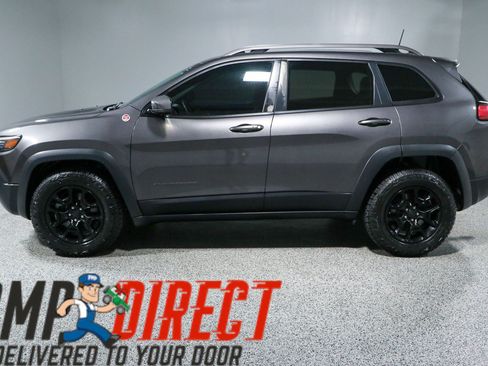 Used 2020 Jeep Cherokee Trailhawk w/ Trailer Tow Group AWD/4WD image 10