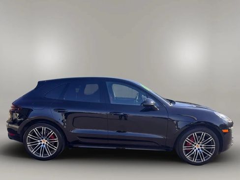 Used 2017 Porsche Macan GTS AWD/4WD image 3