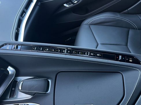 Used 2025 Chevrolet Corvette Z06 image 22
