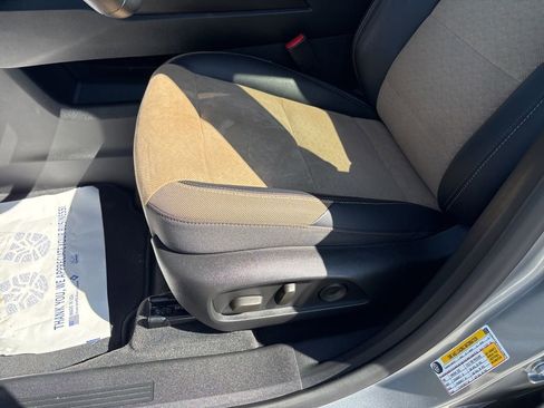 Certified 2025 Chevrolet Equinox ACTIV w/ Safety and Technology Package AWD/4WD image 27