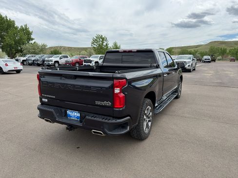 Used 2023 Chevrolet Silverado 1500 High Country w/ Z71 Off-Road Package AWD/4WD image 9