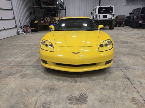 Used 2009 Chevrolet Corvette Coupe w/ Roof Package RWD image 7