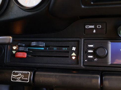 Used 1988 Porsche 911 Carrera image 56