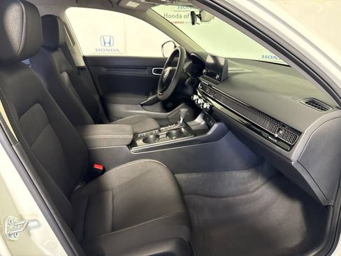 Used 2023 Honda Civic LX image 6