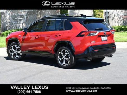 Used 2022 Toyota RAV4 XSE w/ Premium Package AWD/4WD image 3